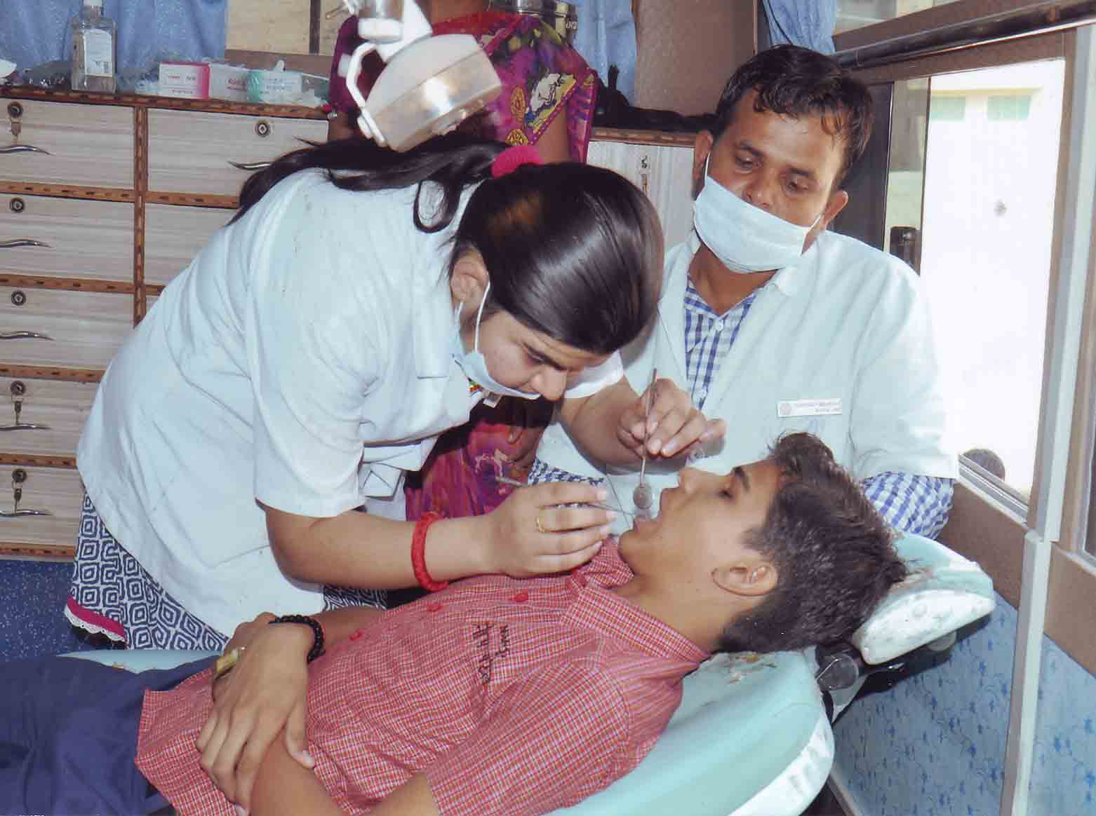 Dental checkup by JODHPUR DENTAL COLLAGE