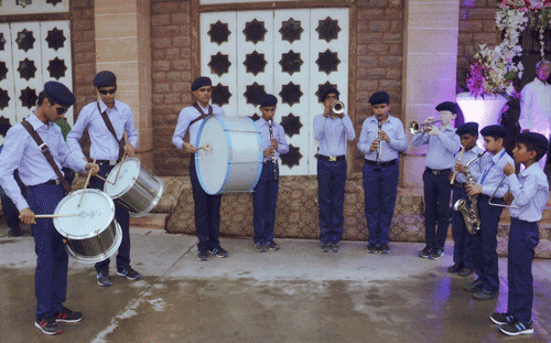 Blind children welcomes Guests by playing drums and Trumpets on the occasion of 40th Anniversary of Netraheen Vikas sansthan